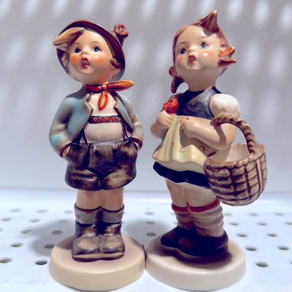 💙TM3 Pair Brother #95 and Sister #98 Hummel Goebel - Picture 2 of 7